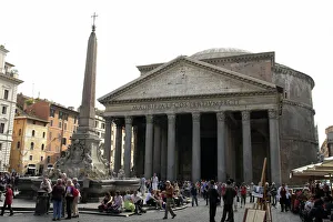 Pantheon and Fountain, Rome, Italy Pantheon and Fountain, Rome, Italy