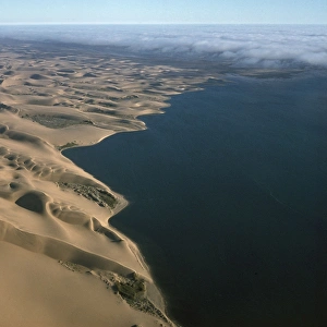 Desert - sea mist coast near sandwich Harbour Desert - sea mist coast near sandwich Harbour