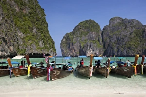 Maya Bay with long-tail boats, Phi Phi Lay, Krabi Province, Thailand, Southeast Asia, Asia Maya Bay with long-tail boats, Phi Phi Lay, Krabi Province, Thailand, Southeast Asia, Asia