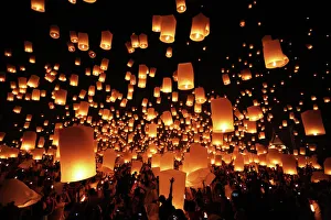 Sky Lanterns at Yee Peng Sansai, Loy Krathong, Floating Lantern Ceremony, Mae Jo Sky Lanterns at Yee Peng Sansai, Loy Krathong, Floating Lantern Ceremony, Mae Jo