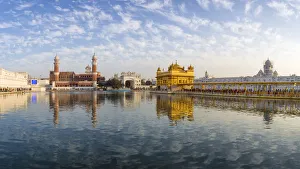 India, Punjab, Amritsar, - Golden Temple, The Harmandir Sahib, Amrit Sagar - lake India, Punjab, Amritsar, - Golden Temple, The Harmandir Sahib, Amrit Sagar - lake
