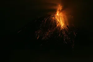 Ecuadors Tungurahua volcano spews large clouds of gas and ash near Banos, south of Quito Ecuadors Tungurahua volcano spews large clouds of gas and ash near Banos, south of Quito