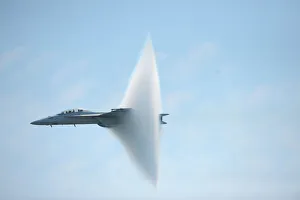 F/A-18F Super Hornet Ring of Water Vapor F/A-18F Super Hornet Ring of Water Vapor