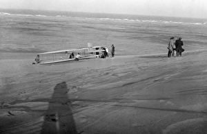 Orville and Wilbur Wright, testing their glider at Kitty Hawk, North Carolina, 1911 Orville and Wilbur Wright, testing their glider at Kitty Hawk, North Carolina, 1911