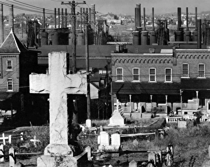 PENNSYLVANIA: BETHLEHEM. Graveyard, housing and steel mills in Bethlehem, Pennsylvania PENNSYLVANIA: BETHLEHEM. Graveyard, housing and steel mills in Bethlehem, Pennsylvania