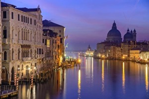 Canal Grande sunrise of Accademia's bridge. Venice, Italy Canal Grande sunrise of Accademia's bridge. Venice, Italy