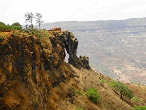 <b class=qtipBold><figcaption>Pune</figcaption></b><br>The highest hill station in the Western Ghats of Maharashtra. Pune