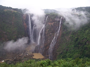 <b class=qtipBold><figcaption>Jog Falls</figcaption></b><br>Water falls on the Sharavathi river, at Jog.Western Ghats, Karnataka Jog Falls