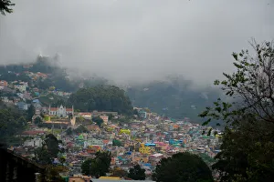 <b class=qtipBold><figcaption>Kodaikanal Town</figcaption></b><br>View of Kodaikanal town in the hill stations of Tamil Nadu, India. Kodaikanal Town