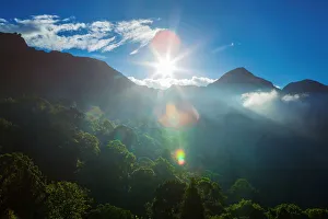 <b class=qtipBold><figcaption>Mountains in India at sunrise</figcaption></b><br>Location: Western Ghats mountain range, Kerala, India. Mountains in India at sunrise