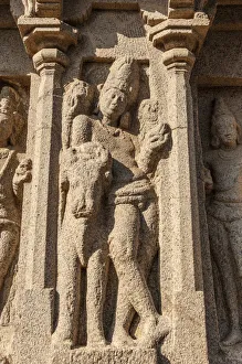 Stone carving, Indian deity, Shore Temple, Mahabalipuram, Kanchipuram, Tamil Nadu, India Stone carving, Indian deity, Shore Temple, Mahabalipuram, Kanchipuram, Tamil Nadu, India