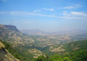 <b class=qtipBold><figcaption>The view</figcaption></b><br>Captured from Harishchandragad, one of the most famous trekking points in the Sahyadri ranges. The view