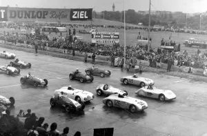 Berlin: Start of the International Formula 2 Race VIII Internationales Meisterschaft Berlin: Start of the International Formula 2 Race VIII Internationales Meisterschaft