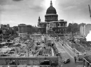 St Pauls Cathedral dominates the view of the area north of Cannon Street (left) Rebuilding St Pauls Cathedral dominates the view of the area north of Cannon Street (left) Rebuilding