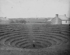 Gwennap Pit, Gwennap, Cornwall. Probably 1931 Gwennap Pit, Gwennap, Cornwall. Probably 1931