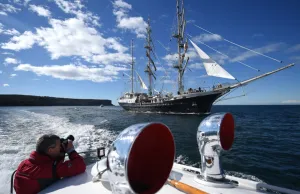 Australia-Britain-Tall Ship-Tenacious Australia-Britain-Tall Ship-Tenacious
