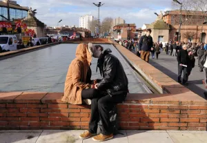 France-Toulouse-Love-Kiss France-Toulouse-Love-Kiss