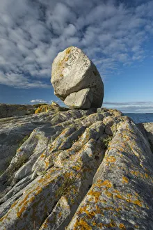 Glacial erratic, boulders transported by melting glaciers, photographed on Borgles Island Glacial erratic, boulders transported by melting glaciers, photographed on Borgles Island
